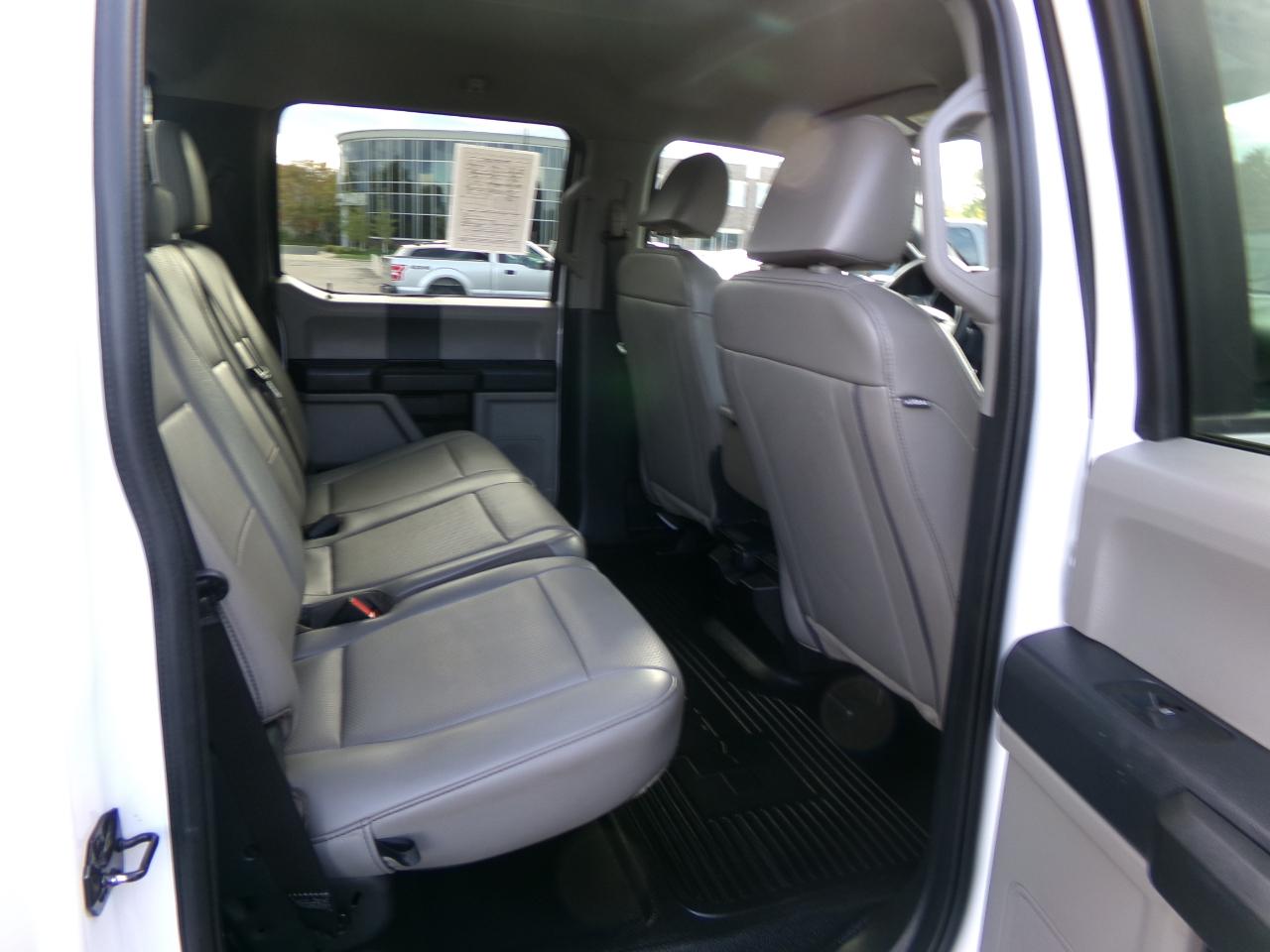 Ford Super Duty F-250 SRW XL 4WD Crew Cab 8' Box 2022