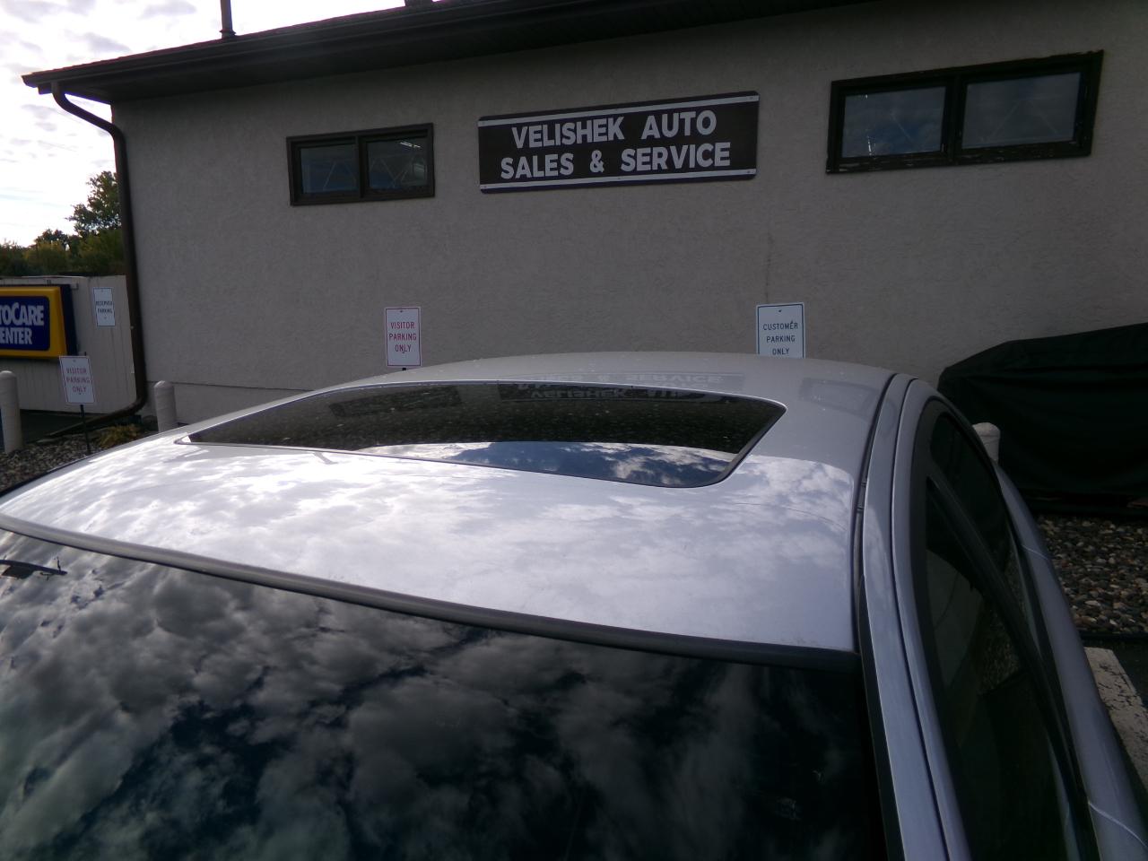 Volvo S80 2.9 A SR 4dr Sdn w/Sunroof 2002