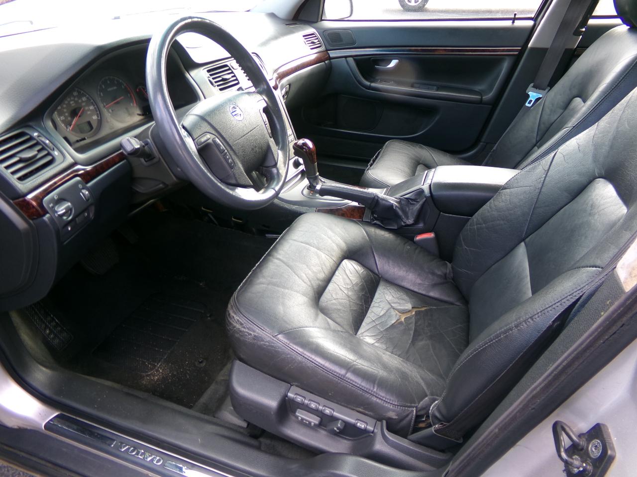 Volvo S80 2.9 A SR 4dr Sdn w/Sunroof 2002