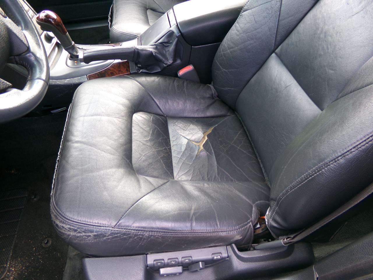 Volvo S80 2.9 A SR 4dr Sdn w/Sunroof 2002