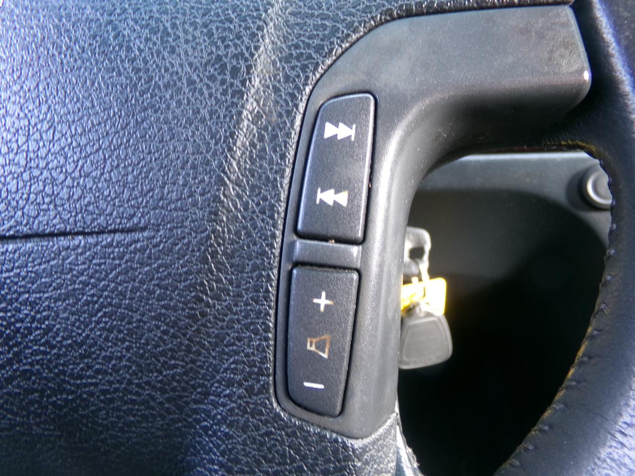 Volvo S80 2.9 A SR 4dr Sdn w/Sunroof 2002