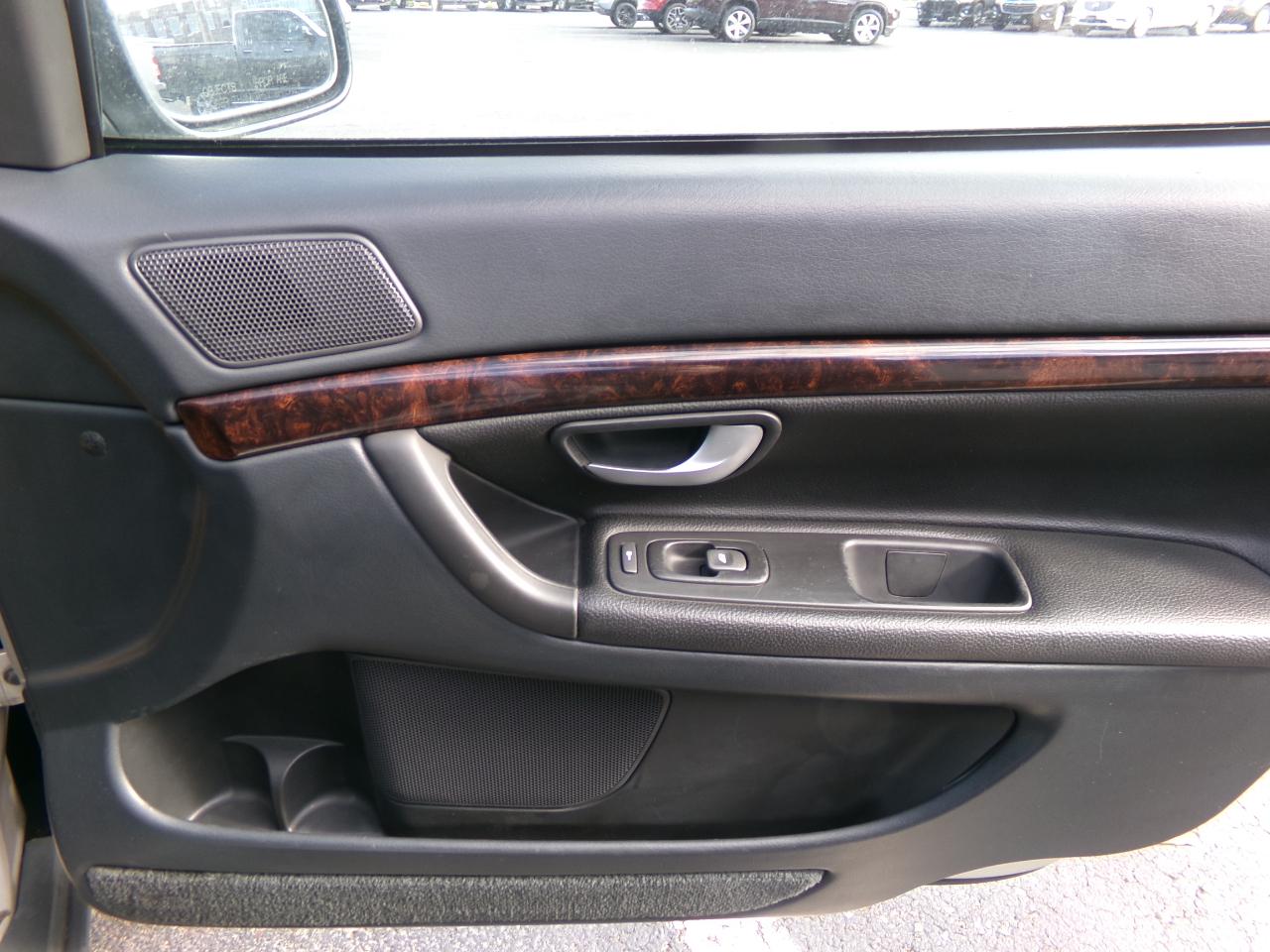 Volvo S80 2.9 A SR 4dr Sdn w/Sunroof 2002
