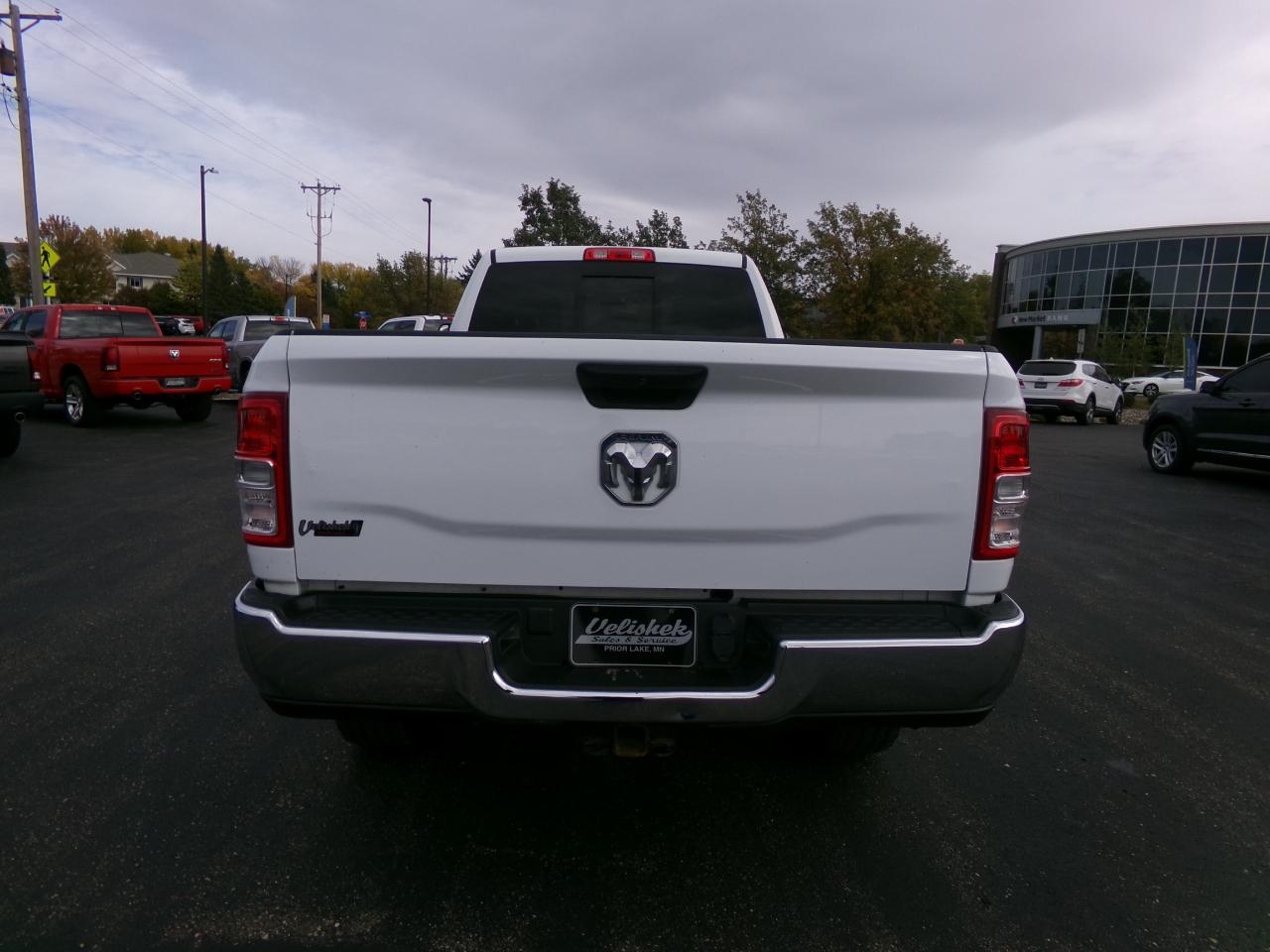 RAM 2500 Tradesman 4x4 Crew Cab 8' Box 2022