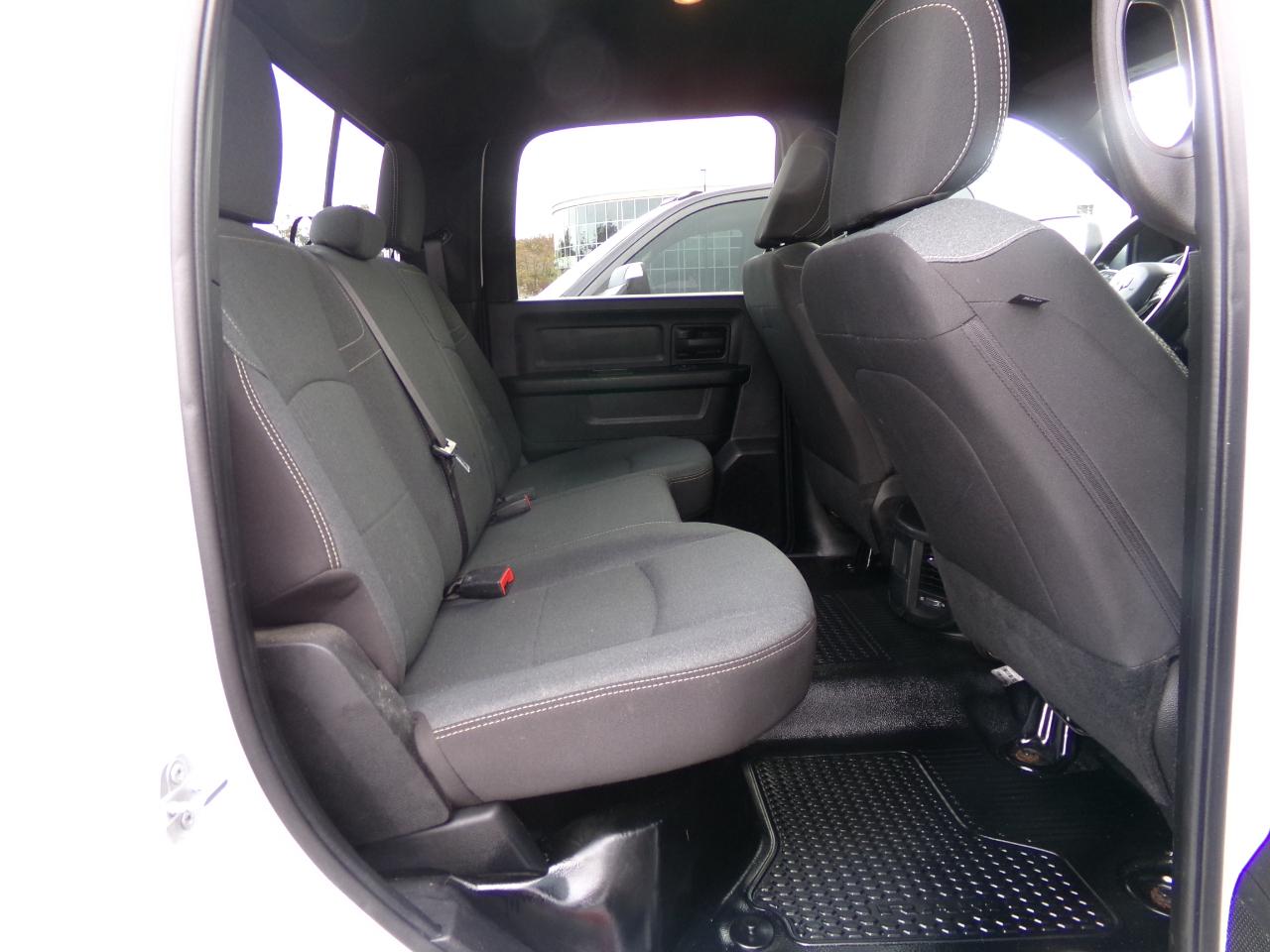 RAM 2500 Tradesman 4x4 Crew Cab 8' Box 2022