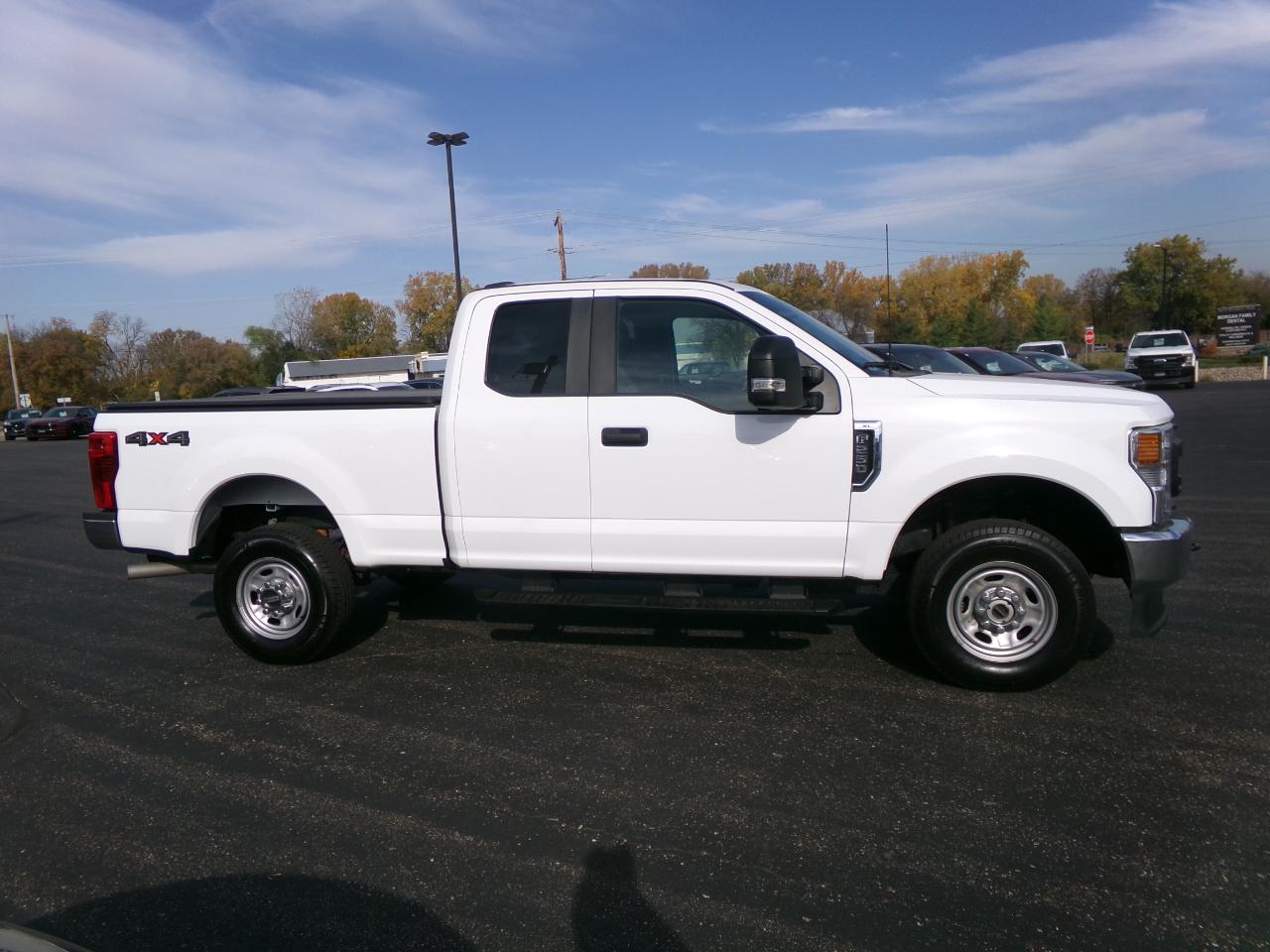 Ford F-250 SD XL SuperCab 4WD 2022