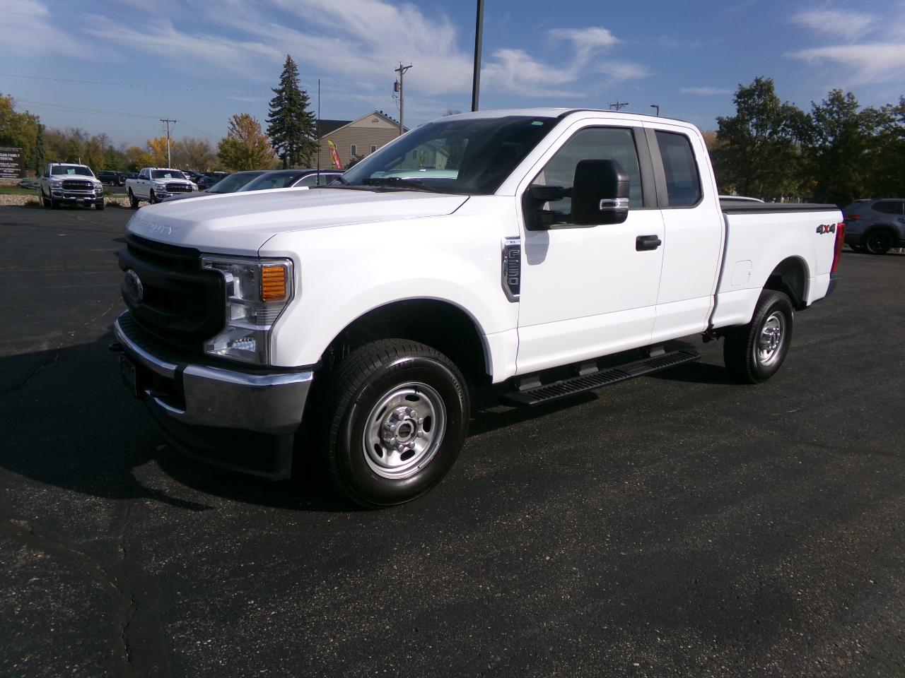 Ford F-250 SD XL SuperCab 4WD 2022