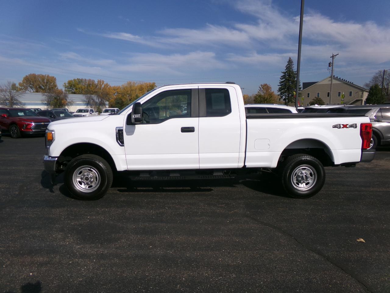 Ford F-250 SD XL SuperCab 4WD 2022