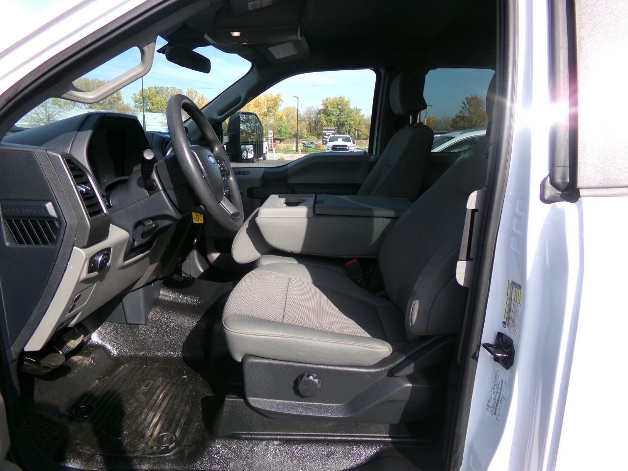Ford F-250 SD XL SuperCab 4WD 2022