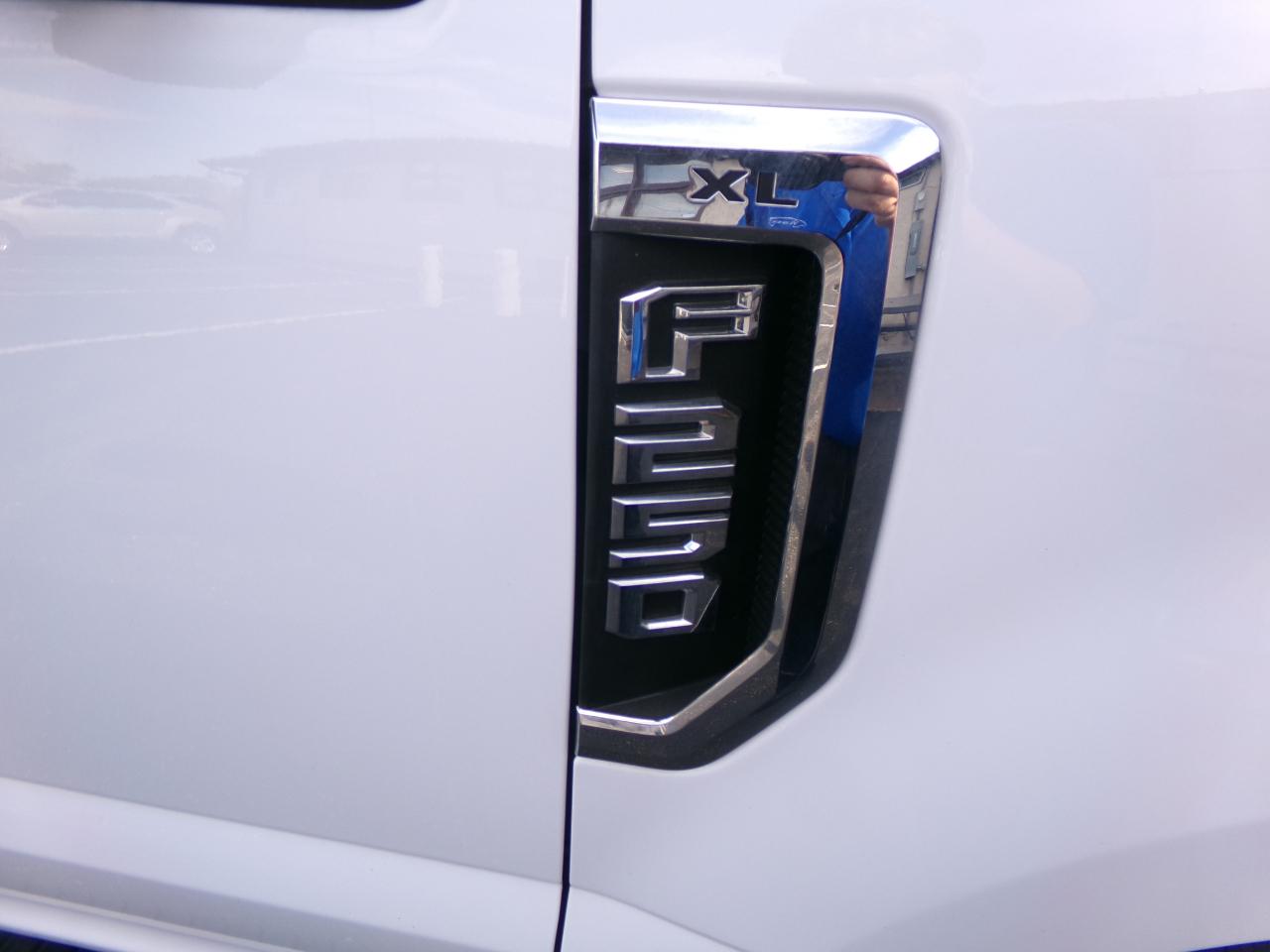 Ford F-250 SD XL SuperCab 4WD 2022