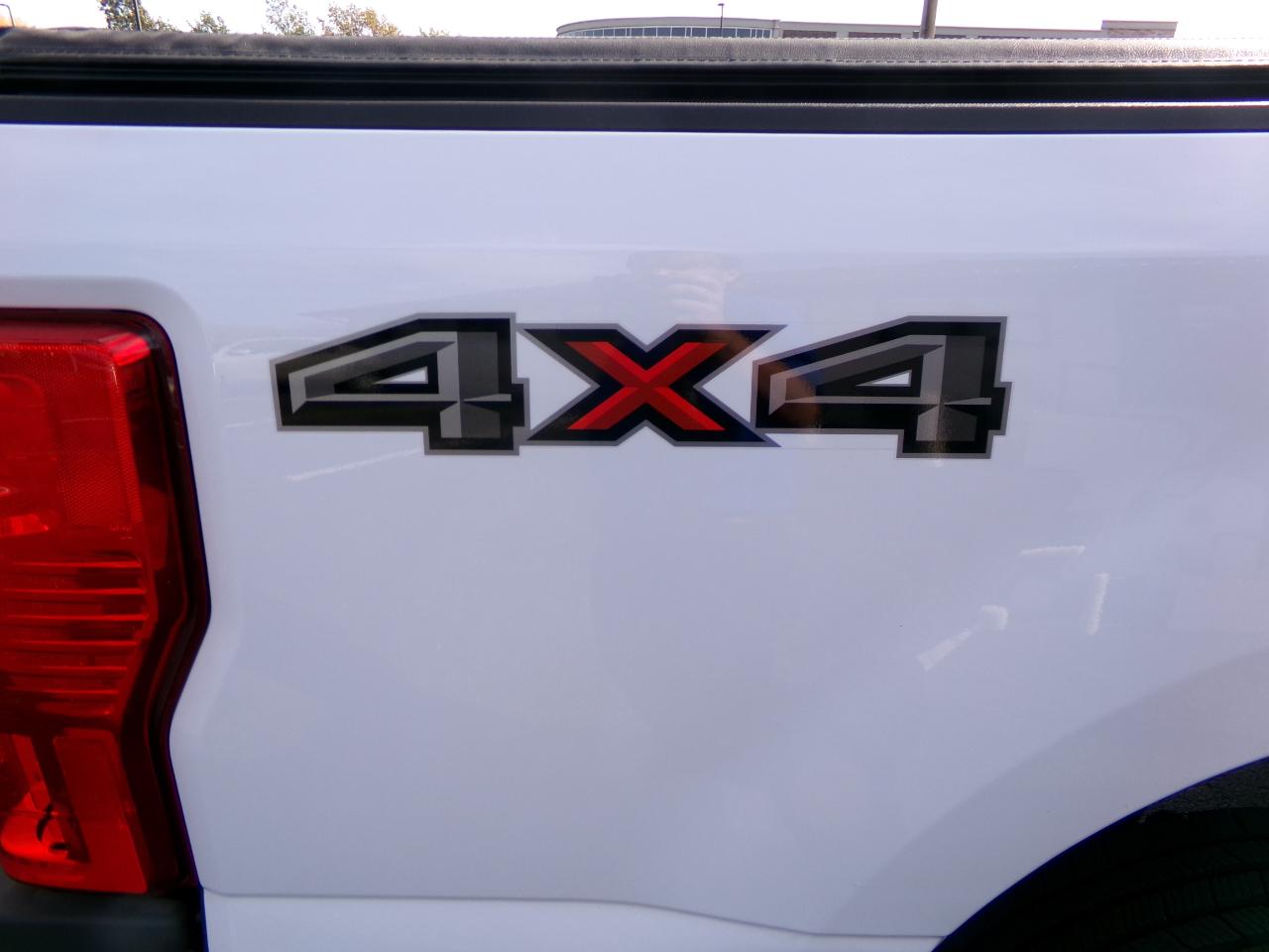 Ford F-250 SD XL SuperCab 4WD 2022