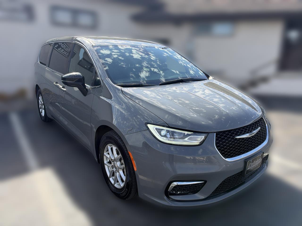 2025 Chrysler Pacifica Select FWD