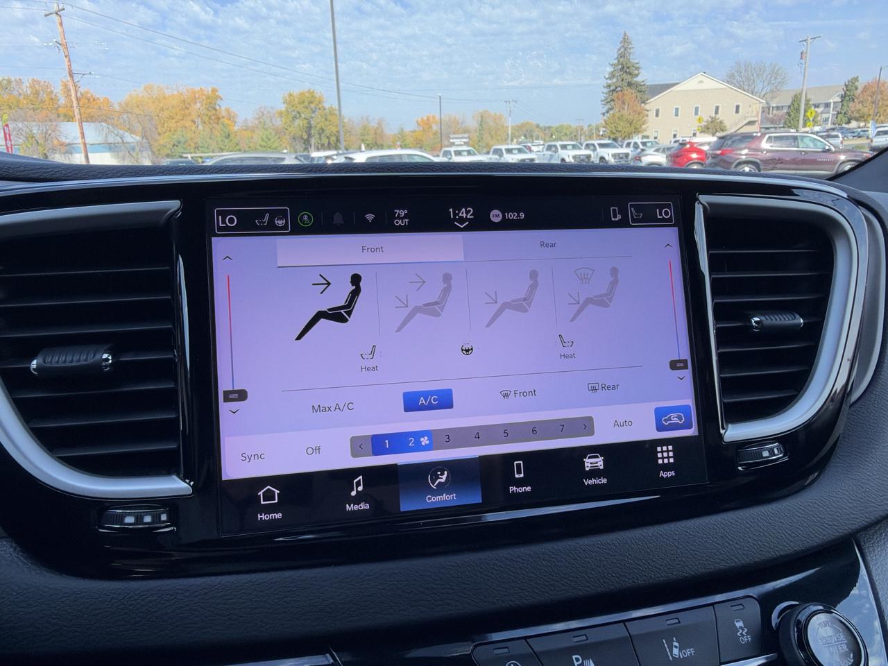 Chrysler Pacifica Select FWD 2025