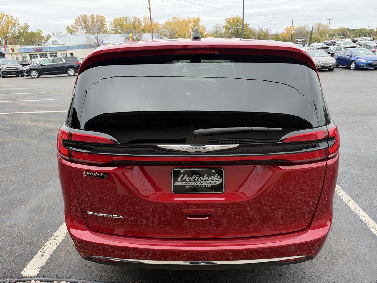 Chrysler Pacifica Select FWD 2025