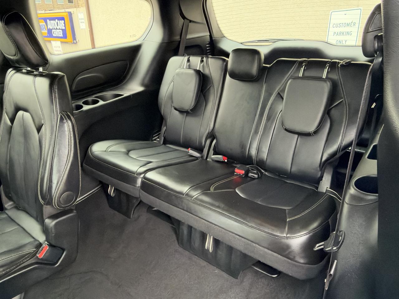 Chrysler Pacifica Select FWD 2025
