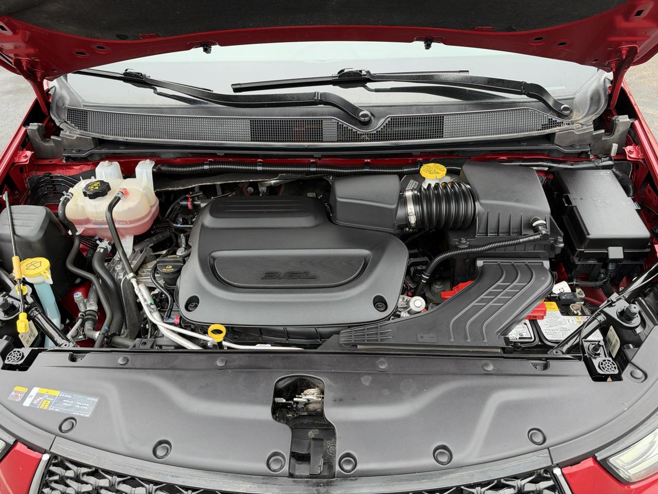 Chrysler Pacifica Select FWD 2025