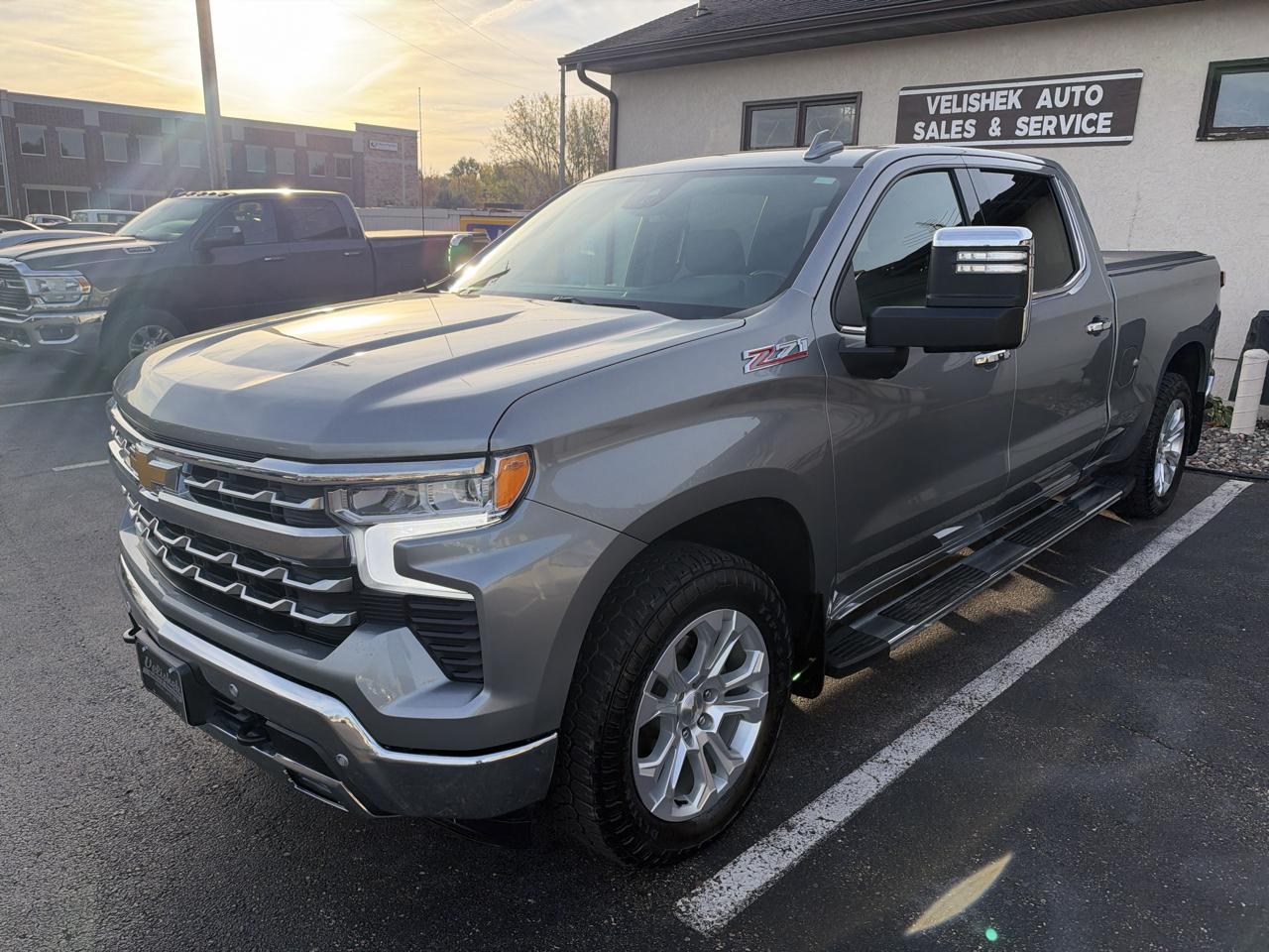 Chevrolet Silverado 1500 4WD Crew Cab 157" LTZ 2024