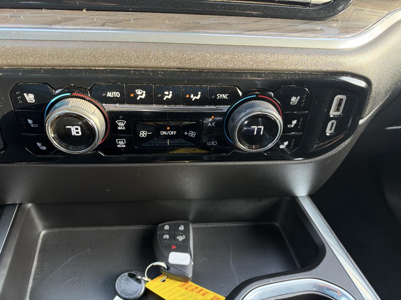 Chevrolet Silverado 1500 4WD Crew Cab 157" LTZ 2024