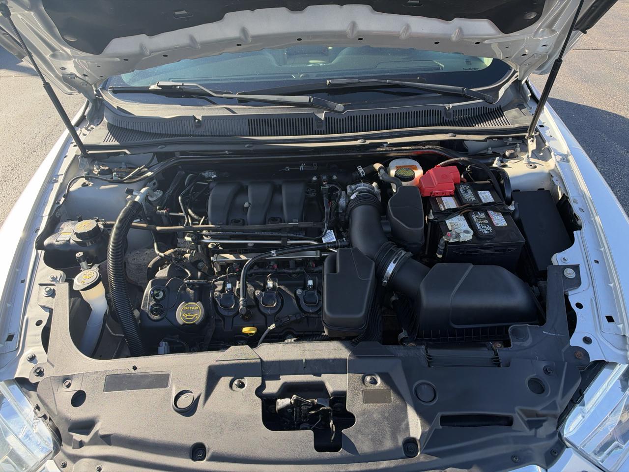 Ford Taurus SE FWD 2018