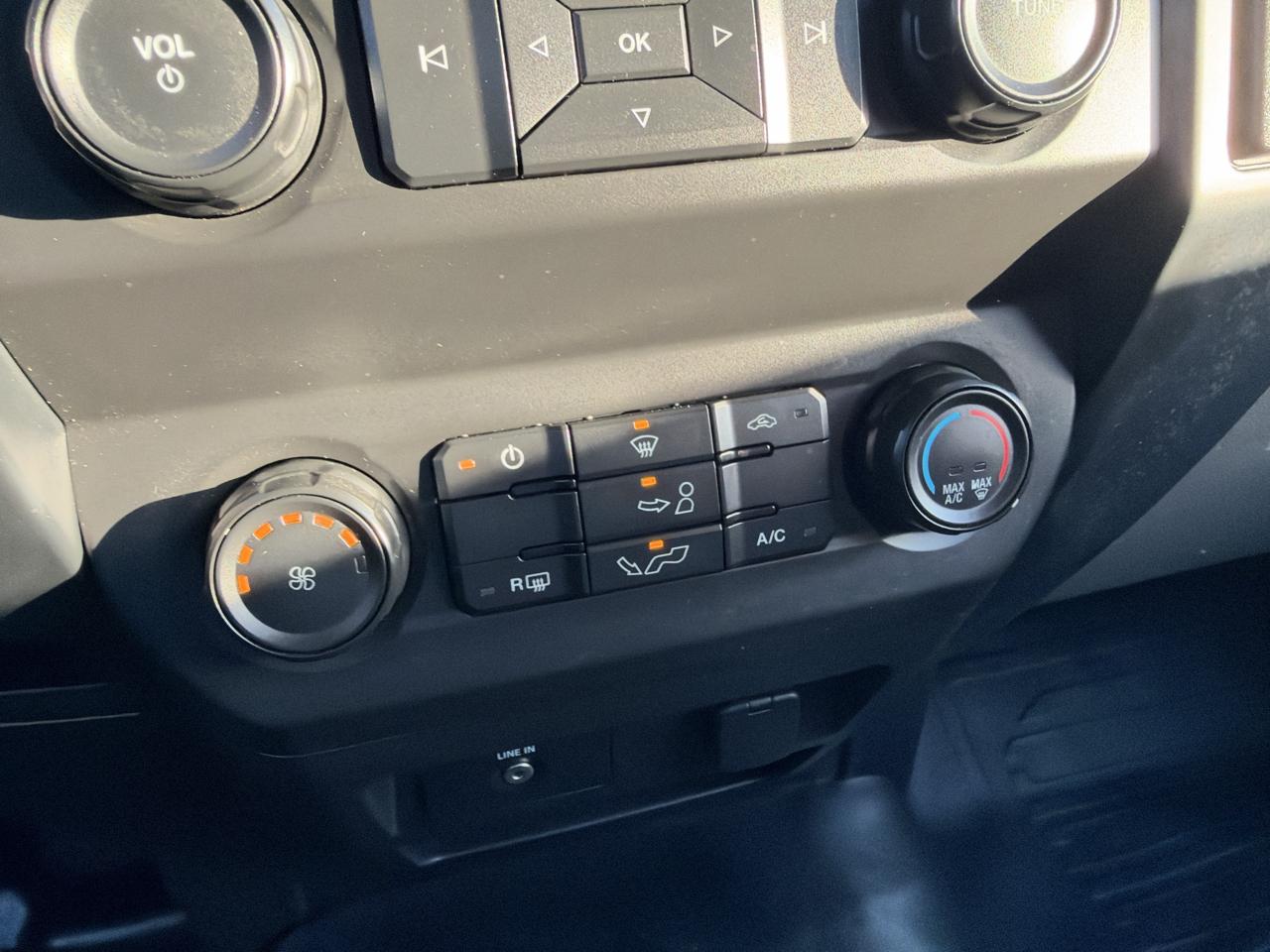 Ford F-150 XL 4WD Reg Cab 6.5' Box 2018
