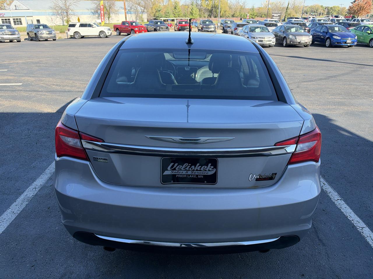 Chrysler 200 4dr Sdn Limited 2013