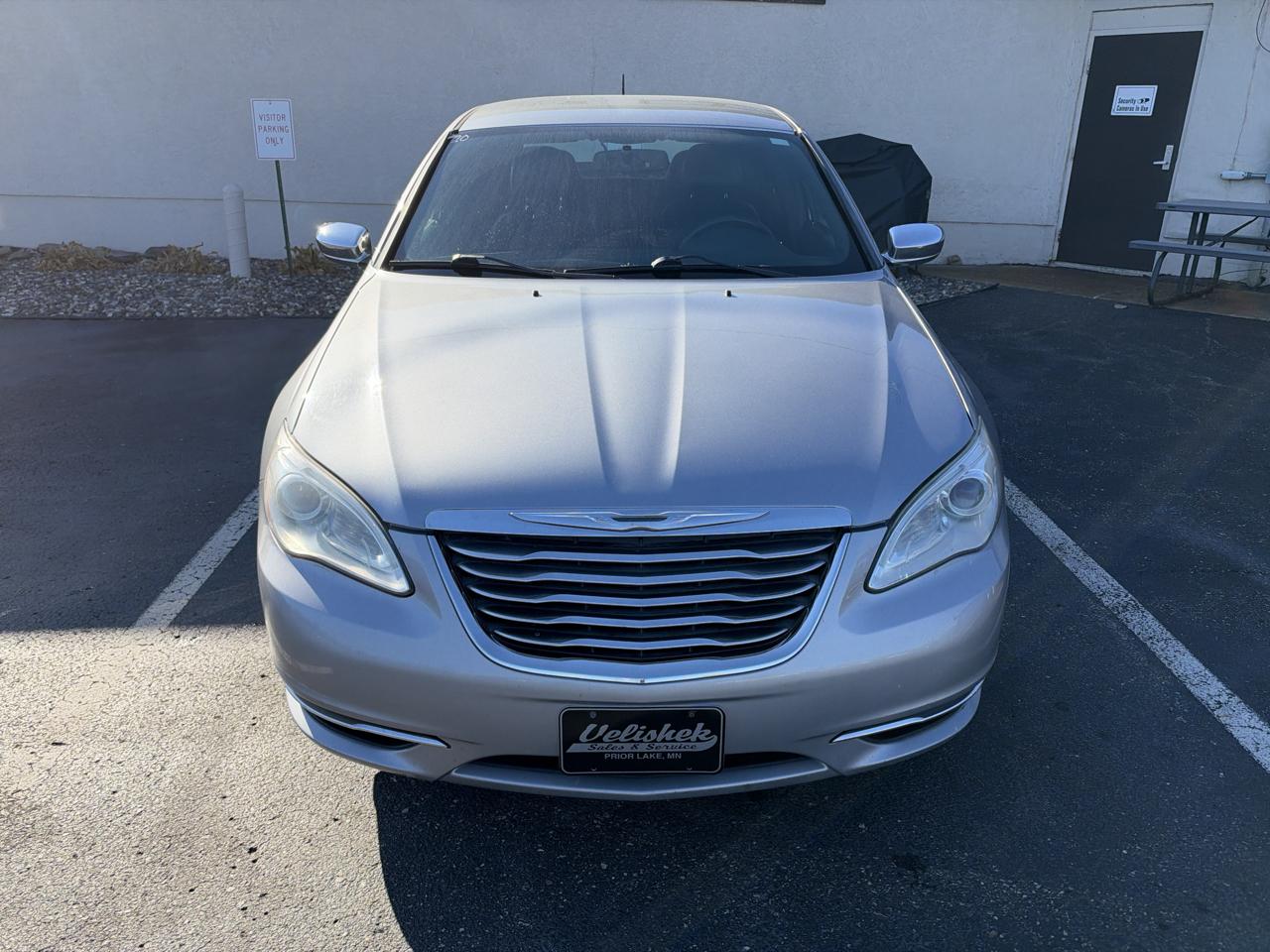 Chrysler 200 4dr Sdn Limited 2013