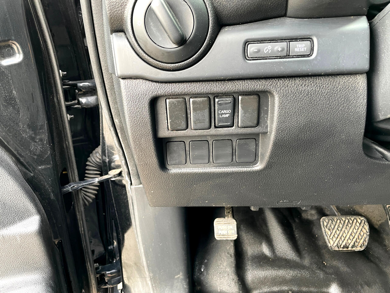 Nissan Titan PRO-4X Crew Cab 4WD 2018 Nissan Titan PRO-4X Crew Cab 4WD 2018