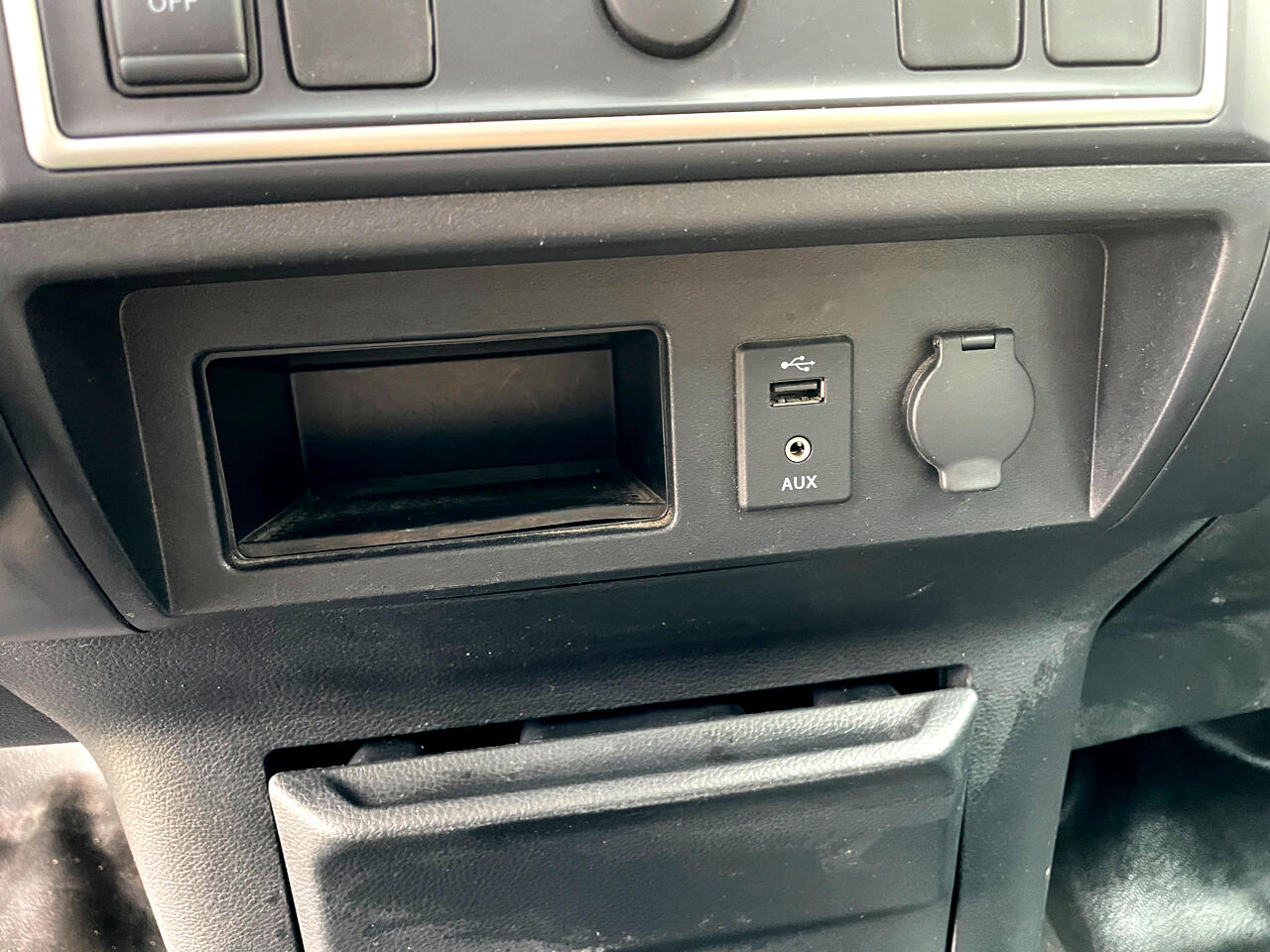 Nissan Titan PRO-4X Crew Cab 4WD 2018 Nissan Titan PRO-4X Crew Cab 4WD 2018