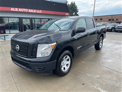 2018 Nissan Titan 