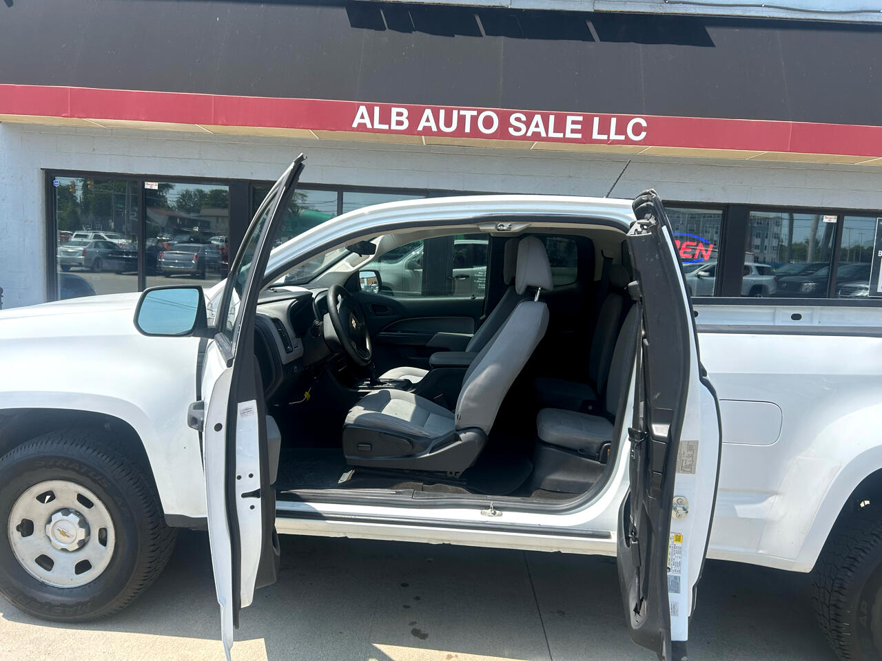 Chevrolet Colorado Work Truck Ext. Cab 2WD 2017 Chevrolet Colorado Work Truck Ext. Cab 2WD 2017