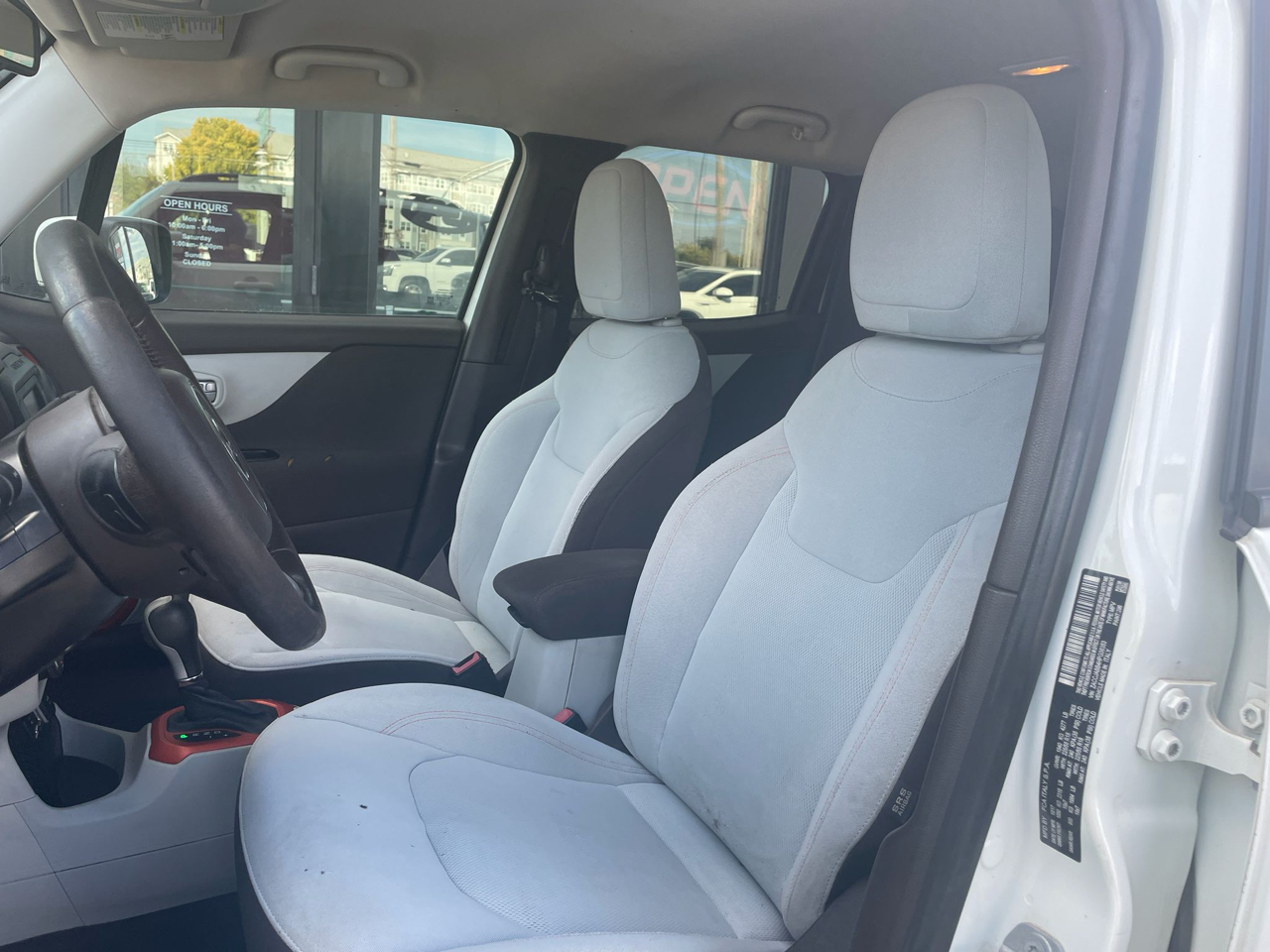 Jeep Renegade Latitude FWD 2017 Jeep Renegade Latitude FWD 2017