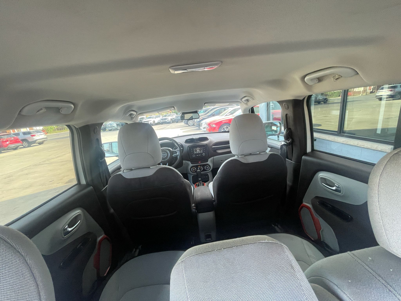 Jeep Renegade Latitude FWD 2017 Jeep Renegade Latitude FWD 2017