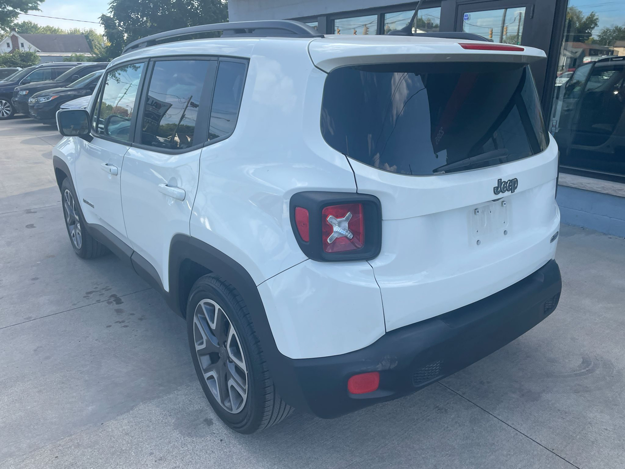 Jeep Renegade Latitude FWD 2017 Jeep Renegade Latitude FWD 2017