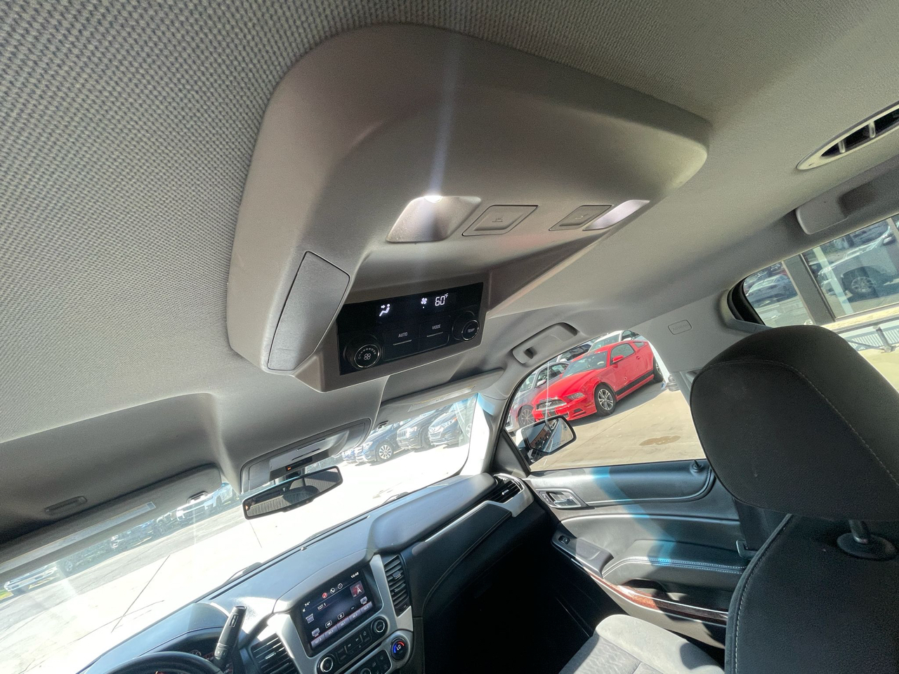 GMC Yukon SLE 4WD 2015 GMC Yukon SLE 4WD 2015