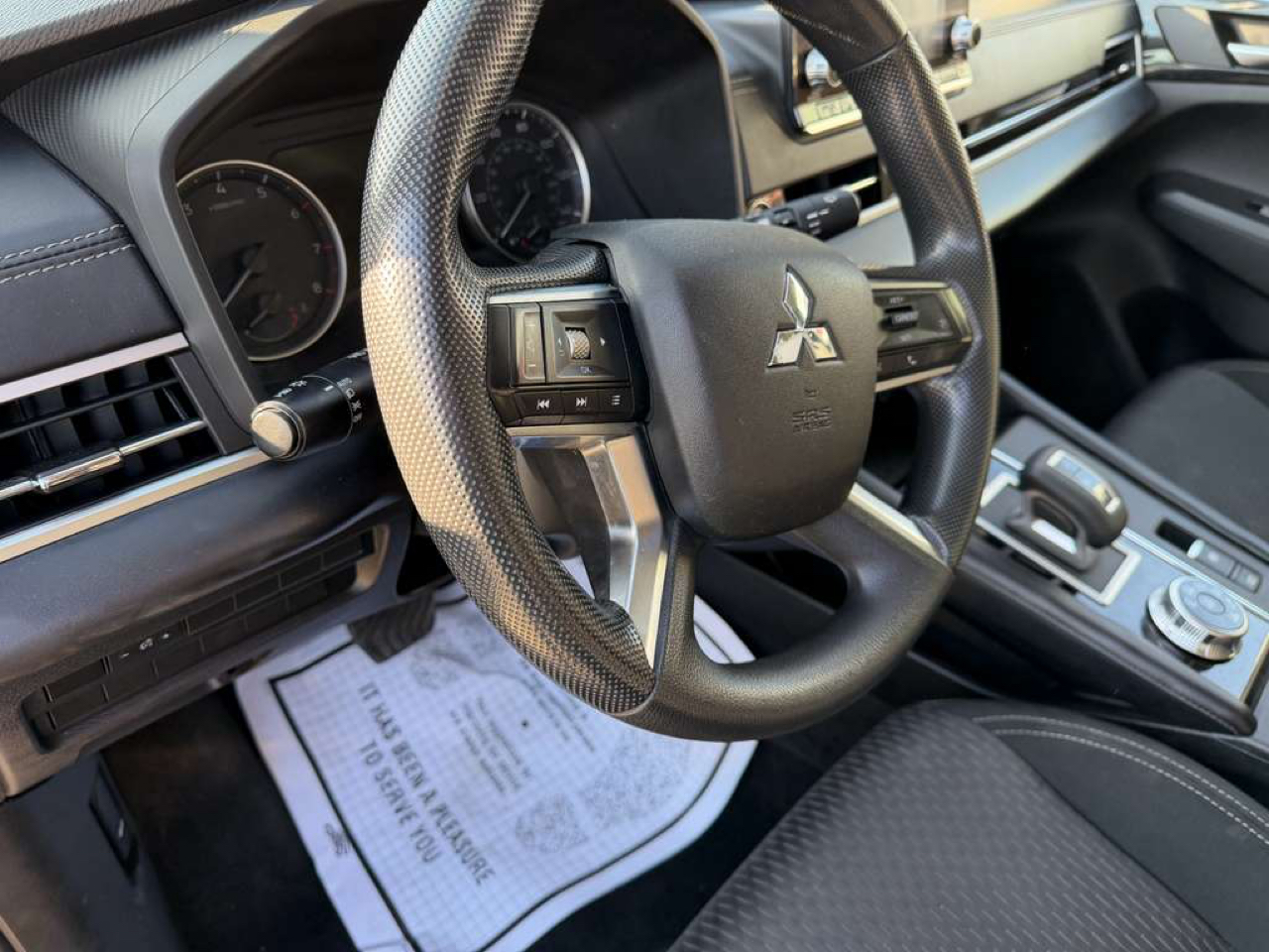 Mitsubishi Outlander ES 4WD 2022 Mitsubishi Outlander ES 4WD 2022