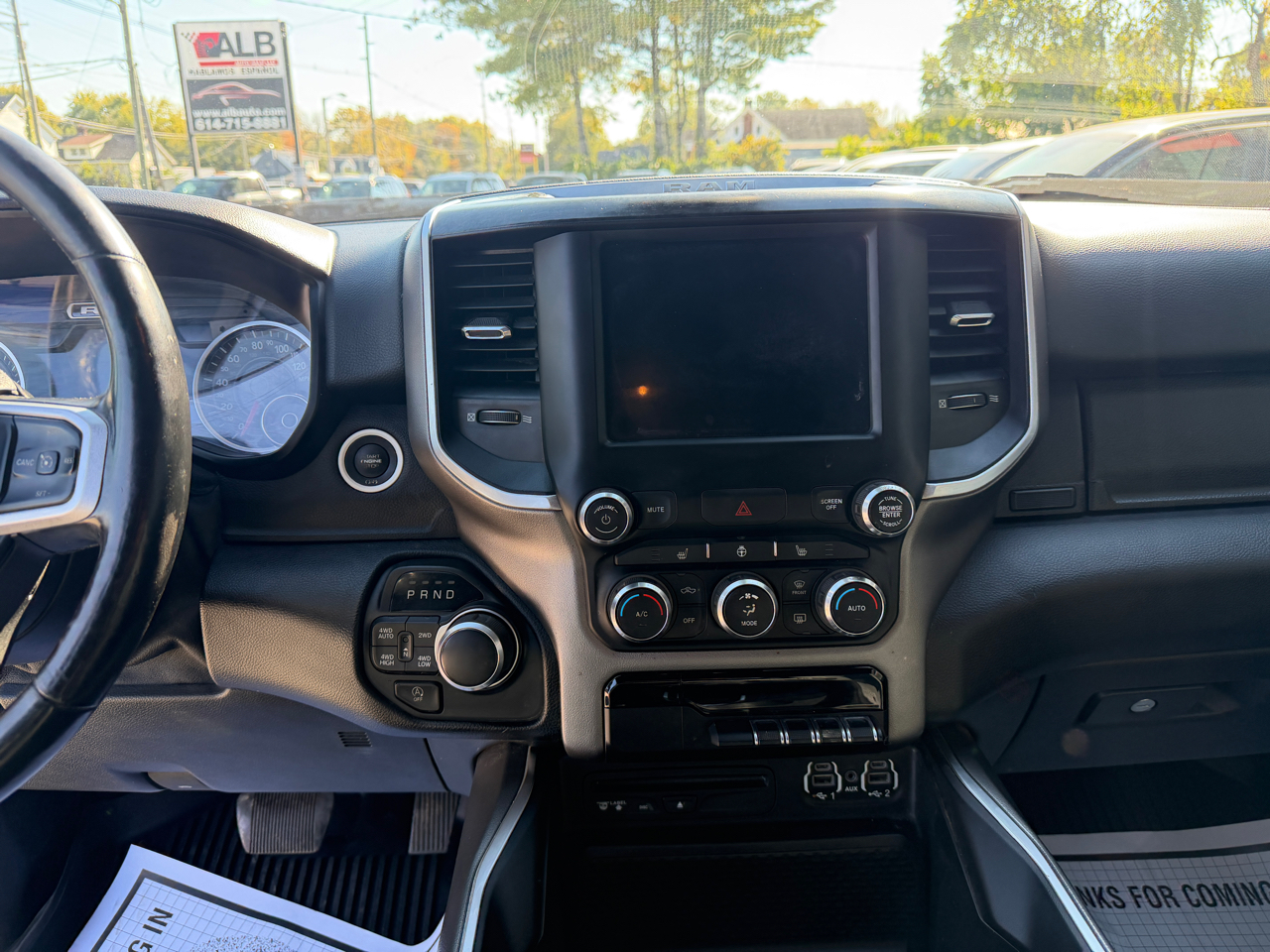 RAM 1500 Big Horn Crew Cab SWB 4WD 2019 RAM 1500 Big Horn Crew Cab SWB 4WD 2019