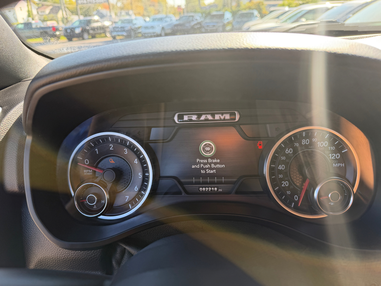 RAM 1500 Big Horn Crew Cab SWB 4WD 2019 RAM 1500 Big Horn Crew Cab SWB 4WD 2019