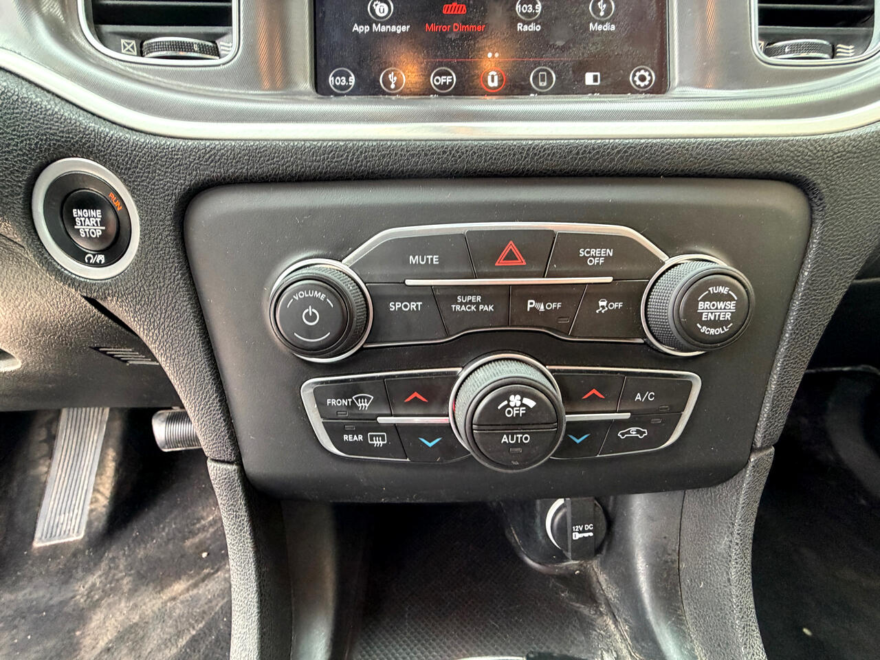 Dodge Charger SXT AWD 2019