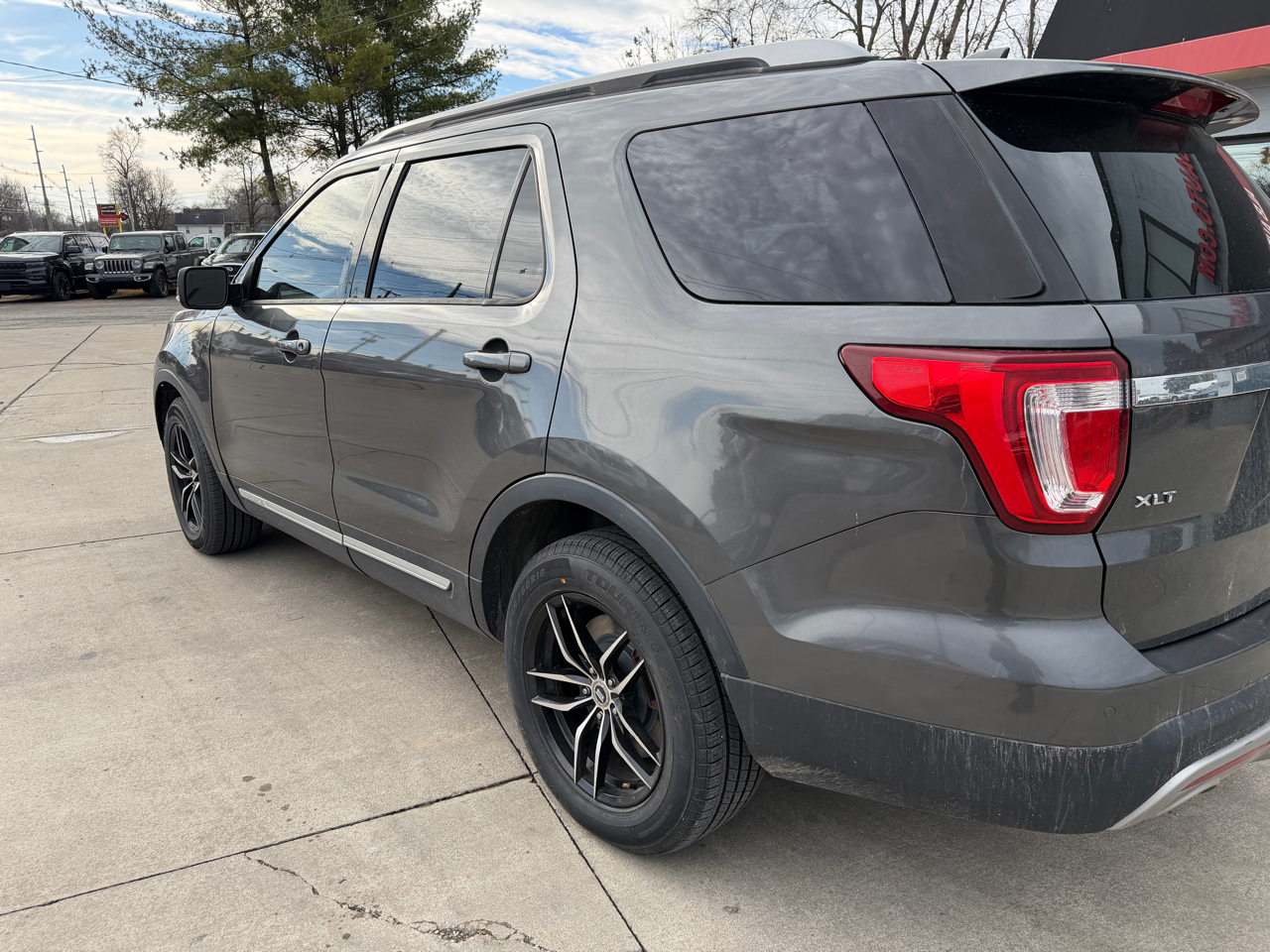 Ford Explorer XLT FWD 2017