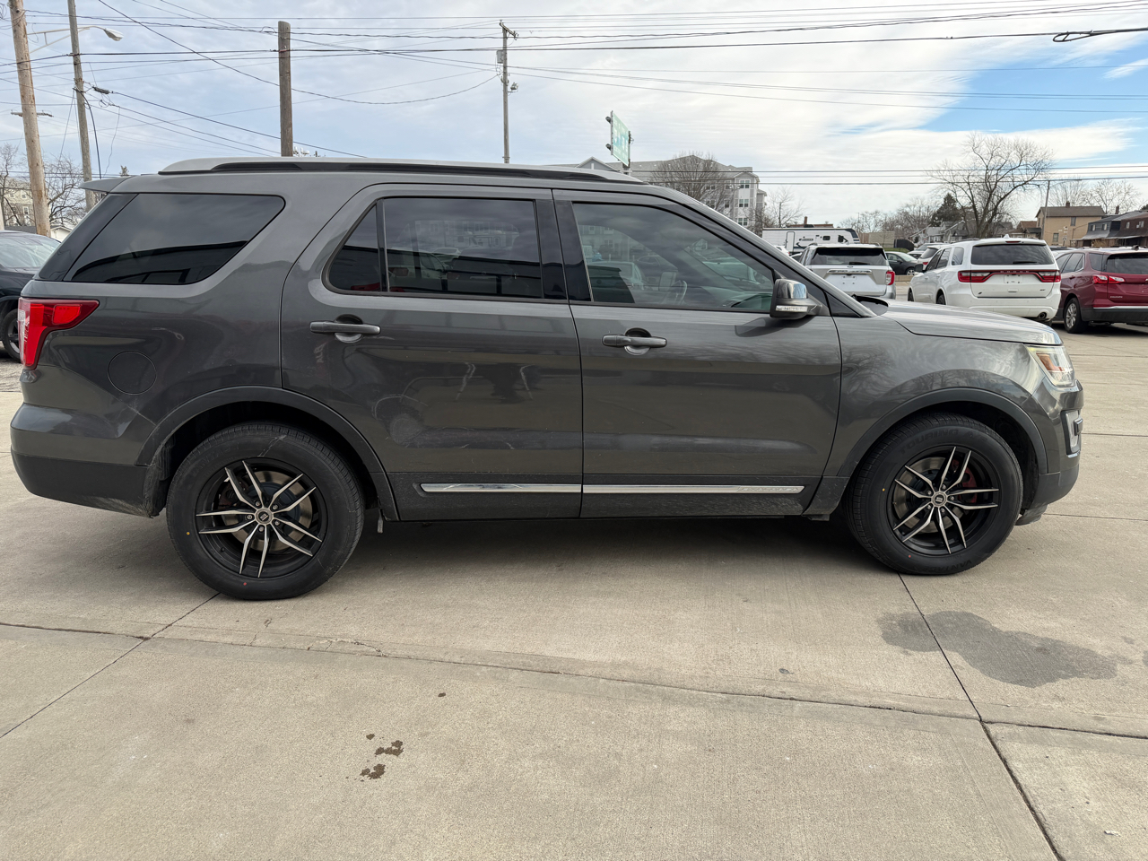 Ford Explorer XLT FWD 2017