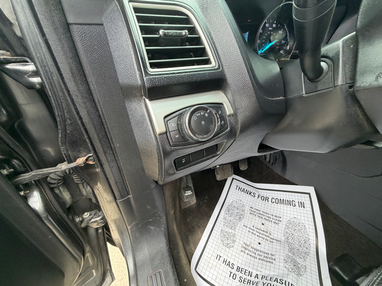 Ford Explorer XLT FWD 2017