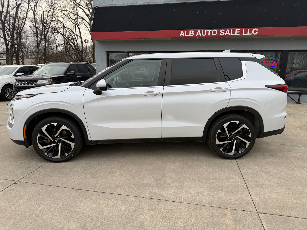 Mitsubishi Outlander ES 4WD 2022