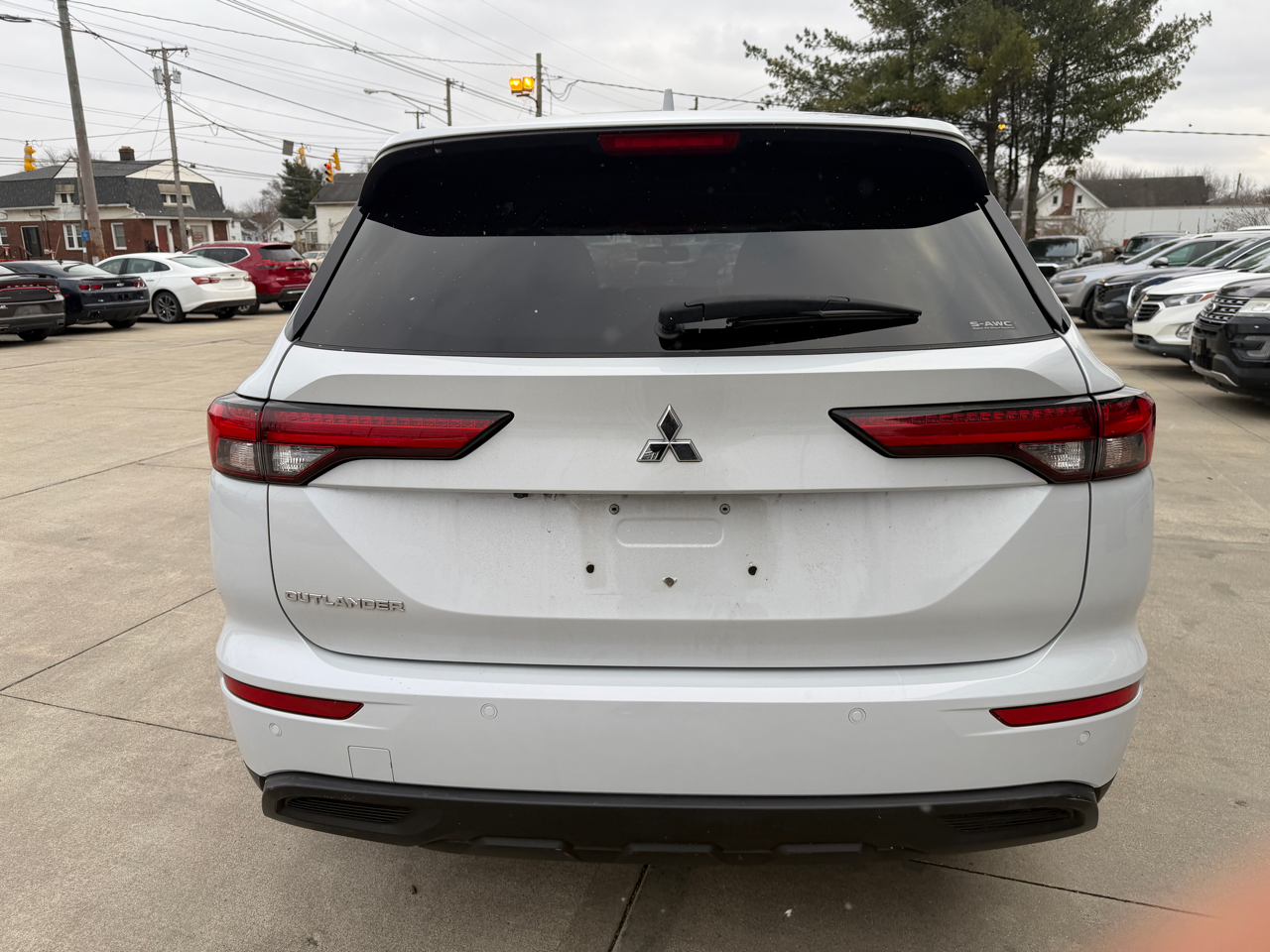 Mitsubishi Outlander ES 4WD 2022