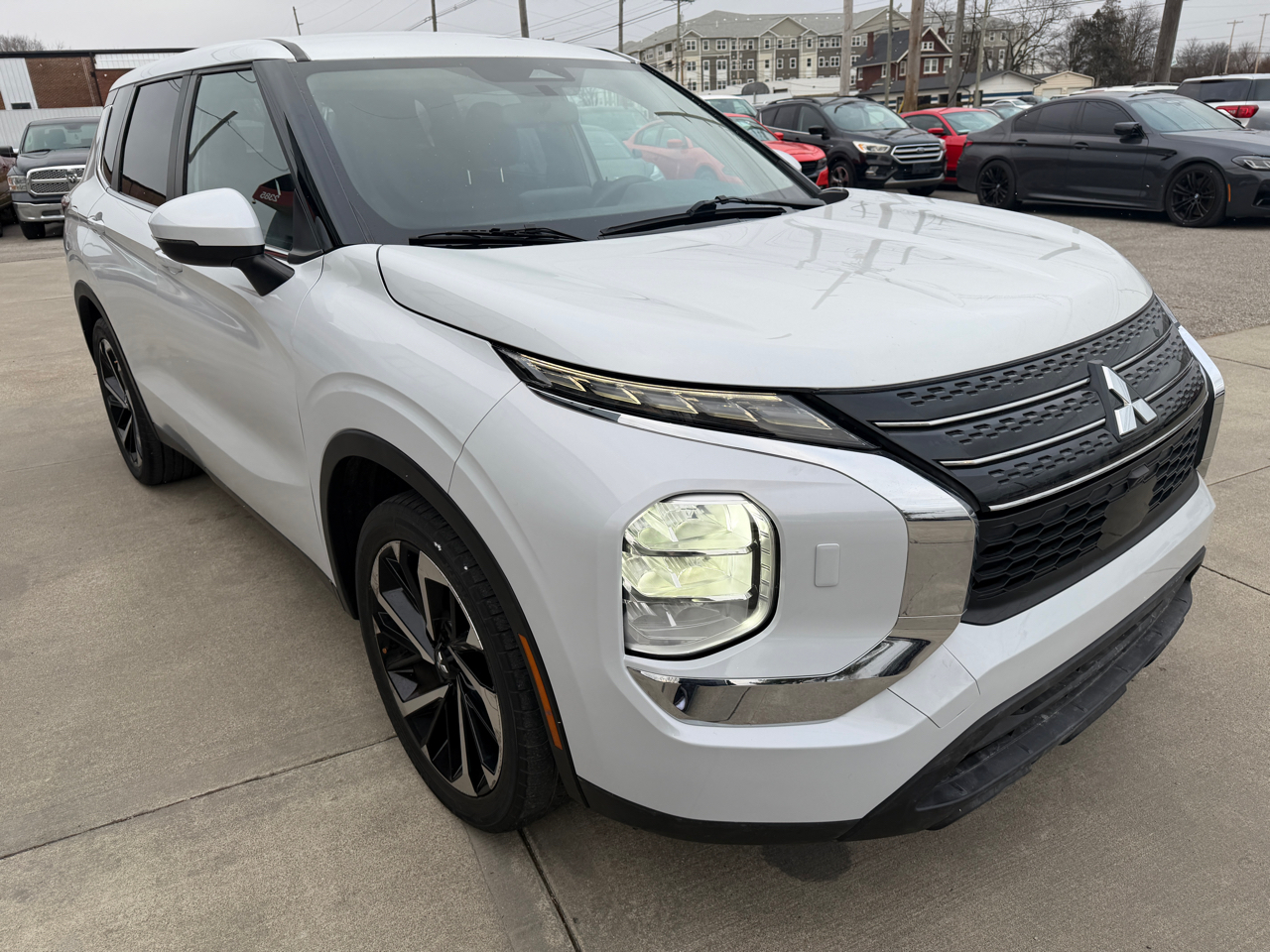 Mitsubishi Outlander ES 4WD 2022