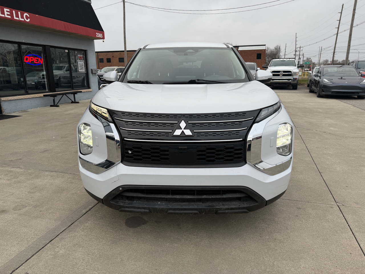 Mitsubishi Outlander ES 4WD 2022