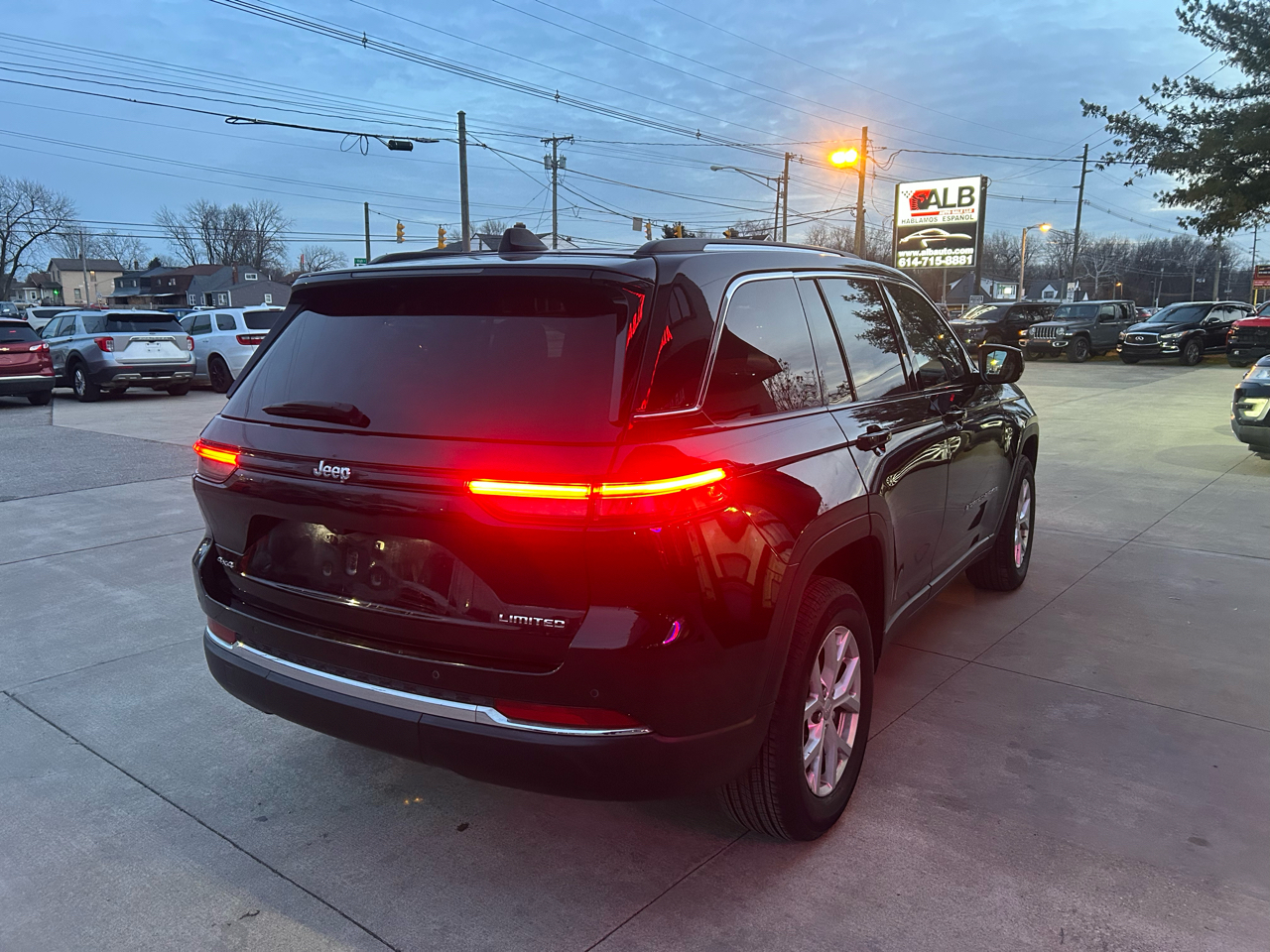 Jeep Grand Cherokee Limited 4WD 2023