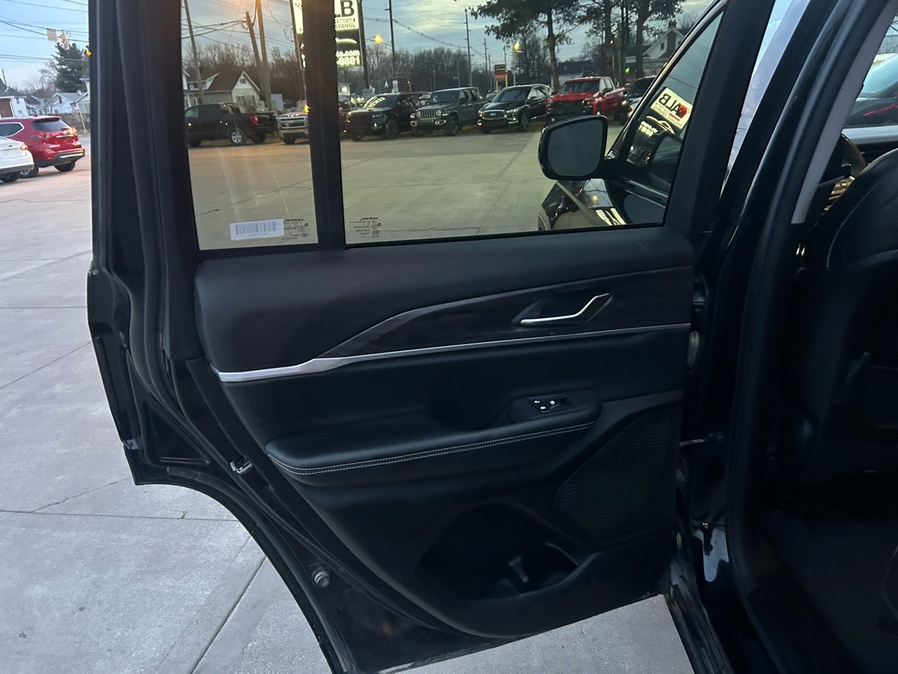 Jeep Grand Cherokee Limited 4WD 2023