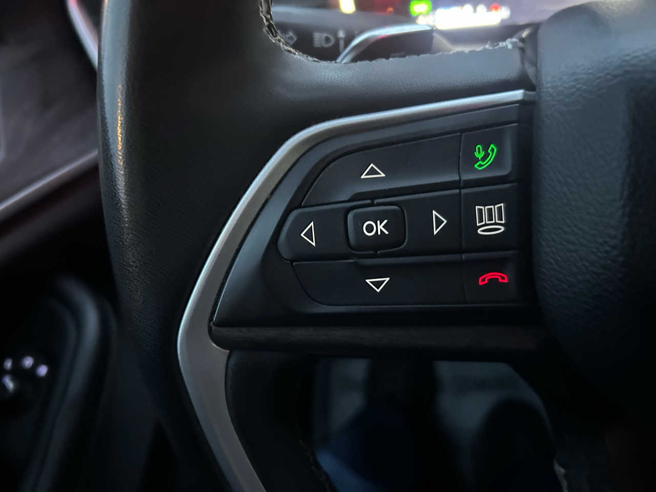 Jeep Grand Cherokee Limited 4WD 2023