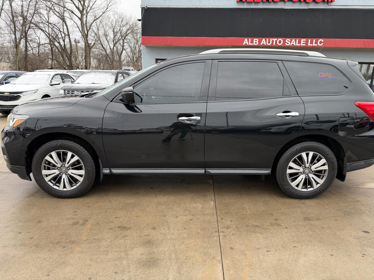 Nissan Pathfinder Platinum 4WD 2018