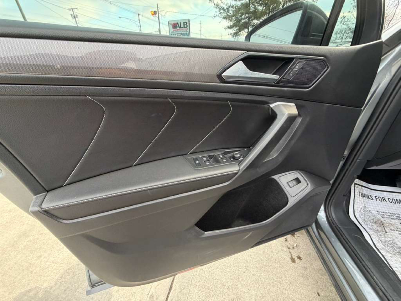 Volkswagen Tiguan SE 2024