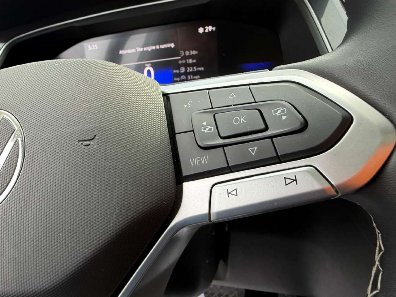 Volkswagen Tiguan SE 2024